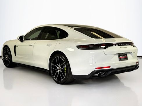 Used 2023 Porsche Panamera 4 w/ Premium Package image 7