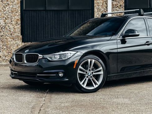 Used 2017 BMW 330i xDrive Wagon image 36