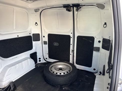 Used 2021 Nissan NV200 S image 19