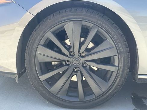 Used 2021 Nissan Altima 2.5 SR FWD image 30