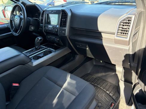 Used 2019 Ford F150 XLT w/ Equipment Group 301A Mid RWD image 7
