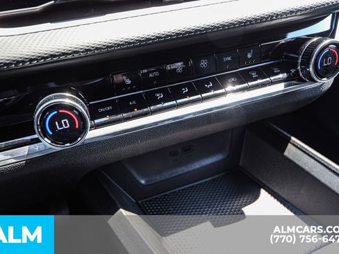 Used 2026 Chevrolet Equinox LT w/ Convenience Package II image 45