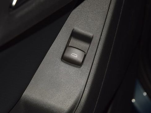 New 2026 Chevrolet Equinox LT w/ Safety and Technology Package FWD image 39