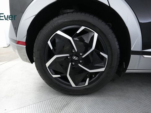 Used 2024 Hyundai Ioniq 5 Limited image 19