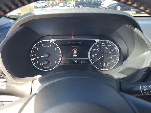 Certified 2024 Nissan Sentra SR image 17