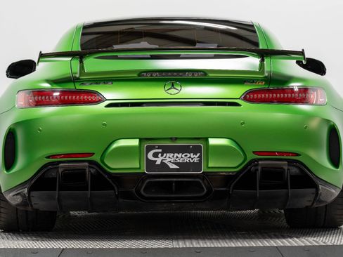 Used 2018 Mercedes-Benz AMG GT R image 16