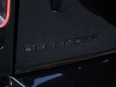 Used 2022 Land Rover Defender 110 X image 12