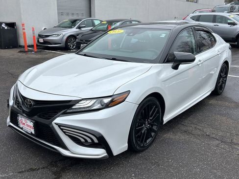 Used 2021 Toyota Camry XSE image 1
