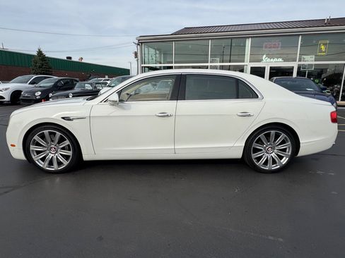 Used 2016 Bentley Flying Spur V8 image 5