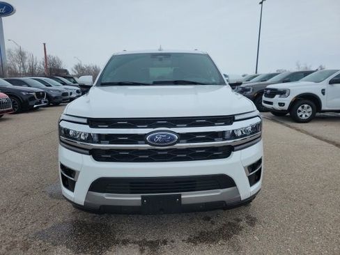 Used 2024 Ford Expedition Limited image 21