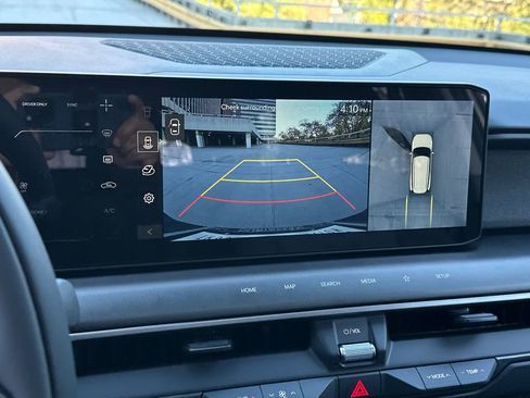 New 2026 Kia EV9 Wind image 26