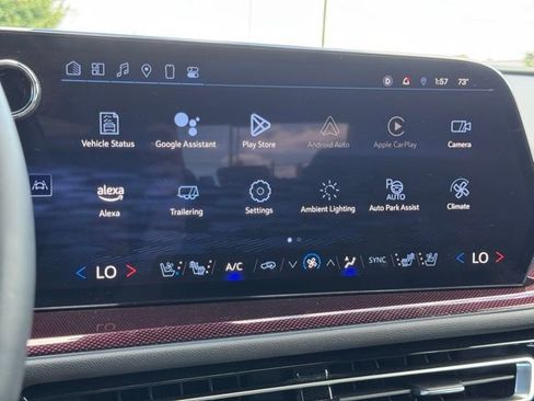 Used 2024 Chevrolet Traverse RS w/ LPO, Floor Liner Package image 31