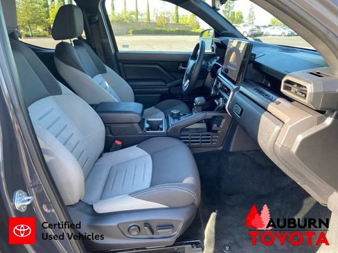 Used 2024 Toyota Tacoma TRD Off-Road w/ TRD Off Road Upgrade Package AWD/4WD image 19