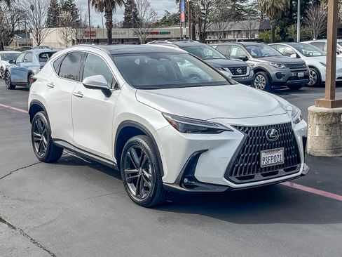 Certified 2025 Lexus NX 450h+ AWD w/ Towing Package (2000 Lbs) image 5