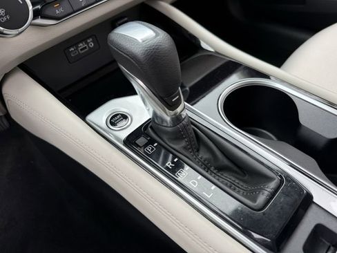 Used 2023 Nissan Altima 2.5 SV image 19