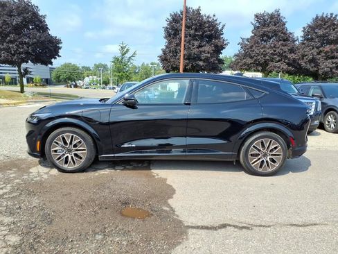Used 2024 Ford Mustang Mach-E Premium AWD/4WD image 2