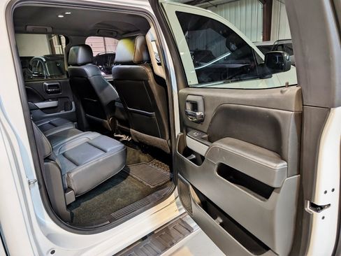 Used 2017 Chevrolet Silverado 1500 LTZ Z71 image 25