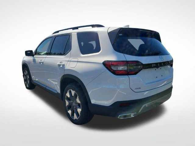 New 2026 Honda Pilot Touring image 14