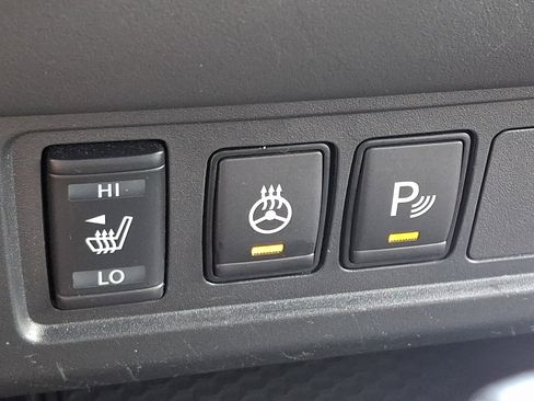 Used 2023 Nissan Frontier PRO-4X w/ Pro Convenience Package AWD/4WD image 24