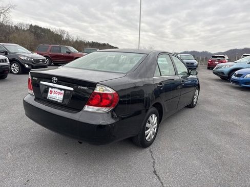 Used 2006 Toyota Camry LE image 8