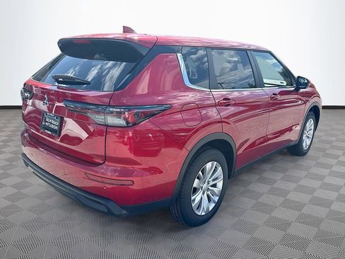 New 2026 Mitsubishi Outlander ES FWD image 7