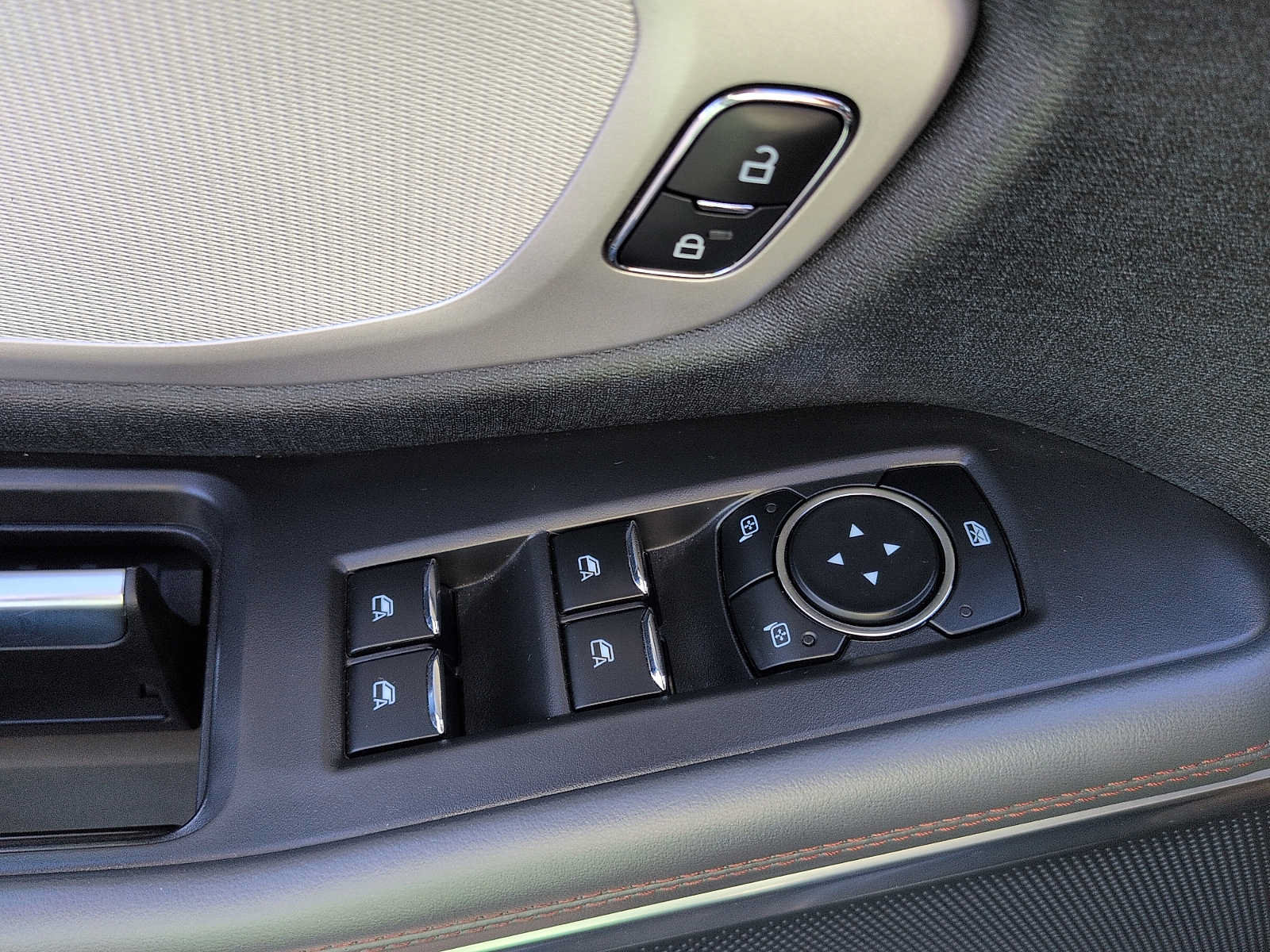 Certified 2025 Ford Expedition Active AWD/4WD image 13