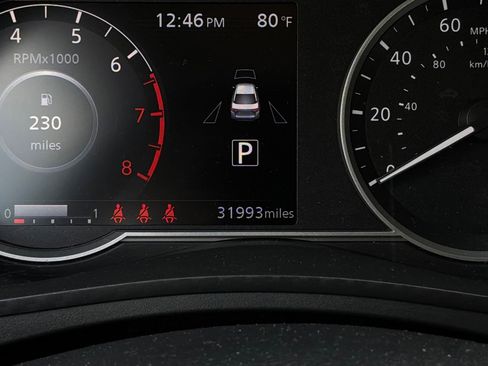Used 2025 Nissan Versa SV w/ Trunk Package FWD image 34