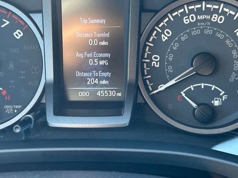 Certified 2023 Toyota Tacoma TRD Off-Road AWD/4WD image 35