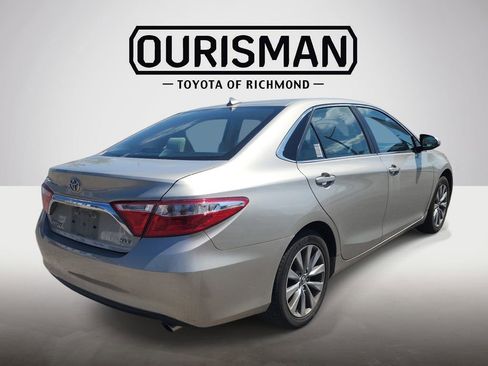Certified 2016 Toyota Camry XLE w/ Moonroof Package FWD image 7