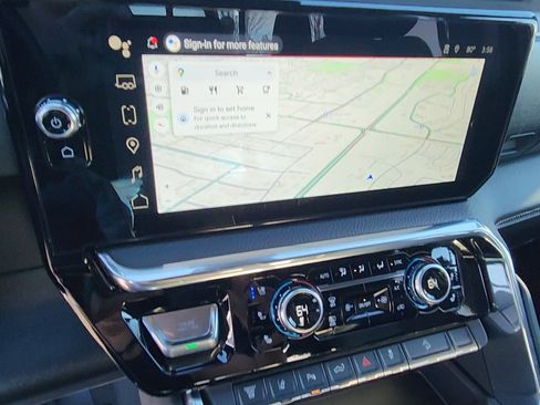 Used 2024 GMC Sierra 2500 Denali w/ Denali Reserve Package image 36