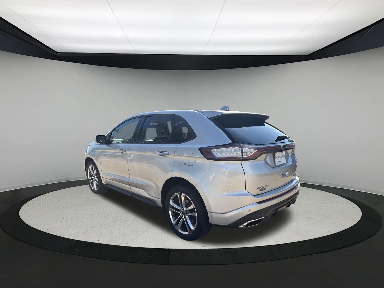 Used 2017 Ford Edge Sport w/ Technology Package AWD/4WD image 5