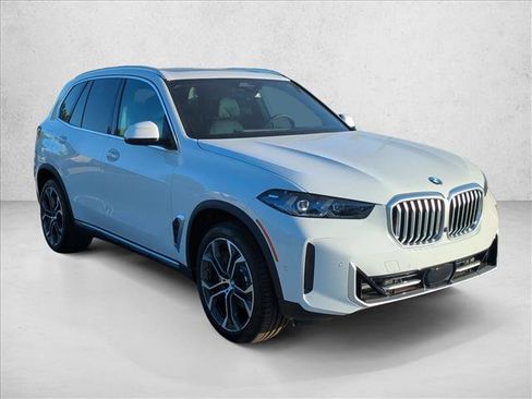 New 2026 BMW X5 sDrive40i image 7