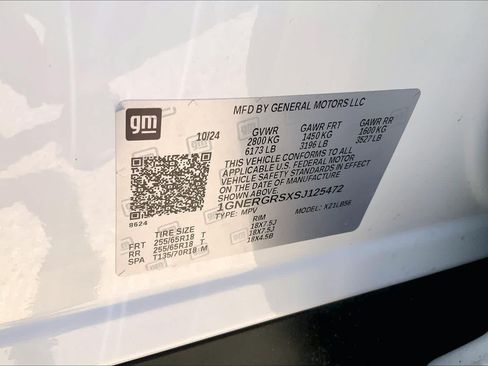 Used 2025 Chevrolet Traverse LT FWD image 30