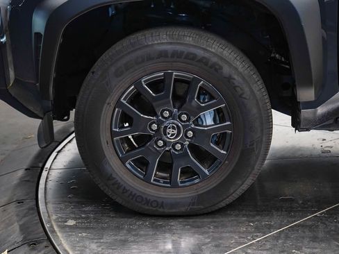 Used 2025 Toyota 4Runner SR5 image 8