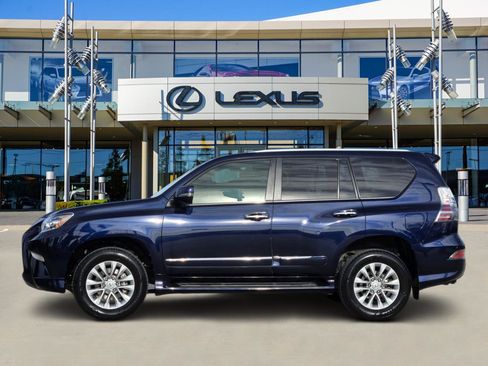 Used 2019 Lexus GX 460 Premium image 3