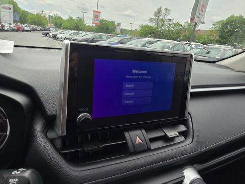 Used 2024 Toyota RAV4 LE AWD/4WD image 22
