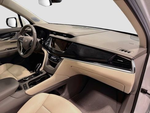 Used 2024 Cadillac XT6 Premium Luxury AWD/4WD image 28