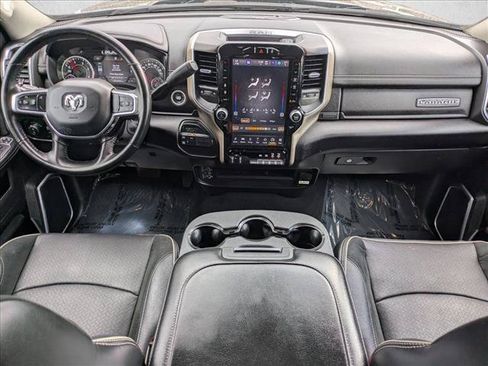 Used 2024 RAM 2500 Laramie AWD/4WD image 16