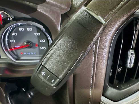 Used 2019 Chevrolet Silverado 1500 LT Trail Boss w/ Convenience Package AWD/4WD image 15