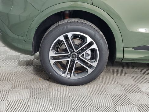 New 2026 Audi Q5 Premium image 13