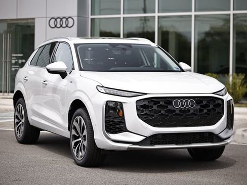 New 2026 Audi Q3 quattro 2.0T image 2