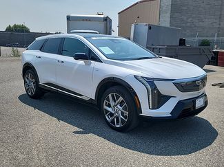 Certified 2025 Cadillac Optiq Luxury 2 w/ LPO, Floor Liner Package AWD/4WD video 1