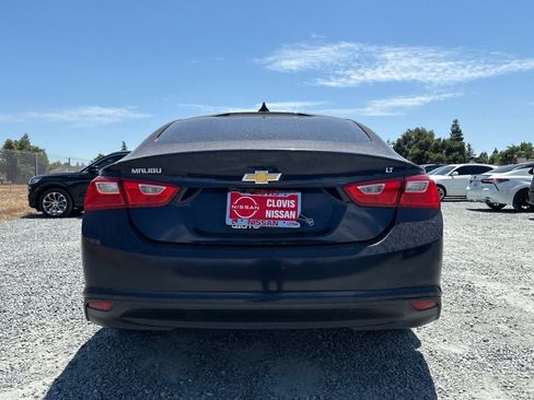 Used 2016 Chevrolet Malibu LT w/ Leather Package FWD image 8
