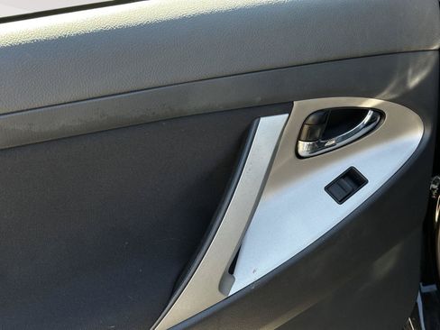 Used 2009 Toyota Camry XLE FWD image 26