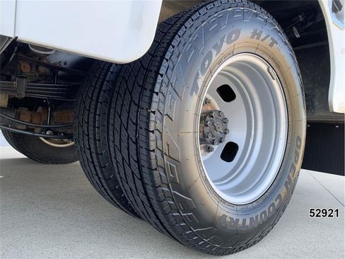 Used 2021 Ford F350 XL w/ Power Equipment Group RWD image 21