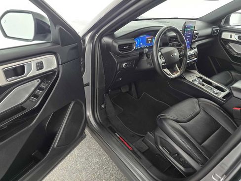 Used 2021 Ford Explorer ST w/ Equipment Group 401A AWD/4WD image 21