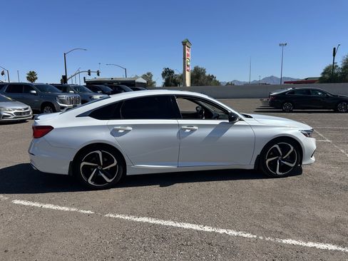 Used 2022 Honda Accord Sport image 5