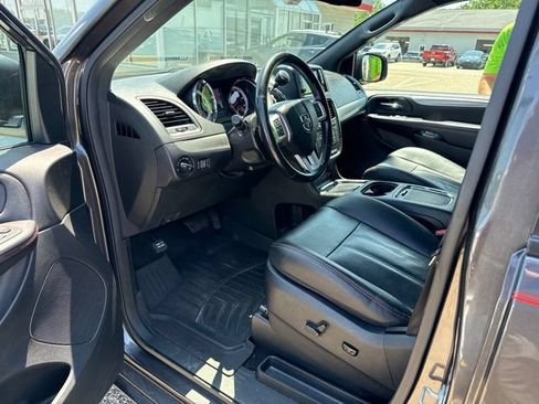 Used 2020 Dodge Grand Caravan GT FWD image 11