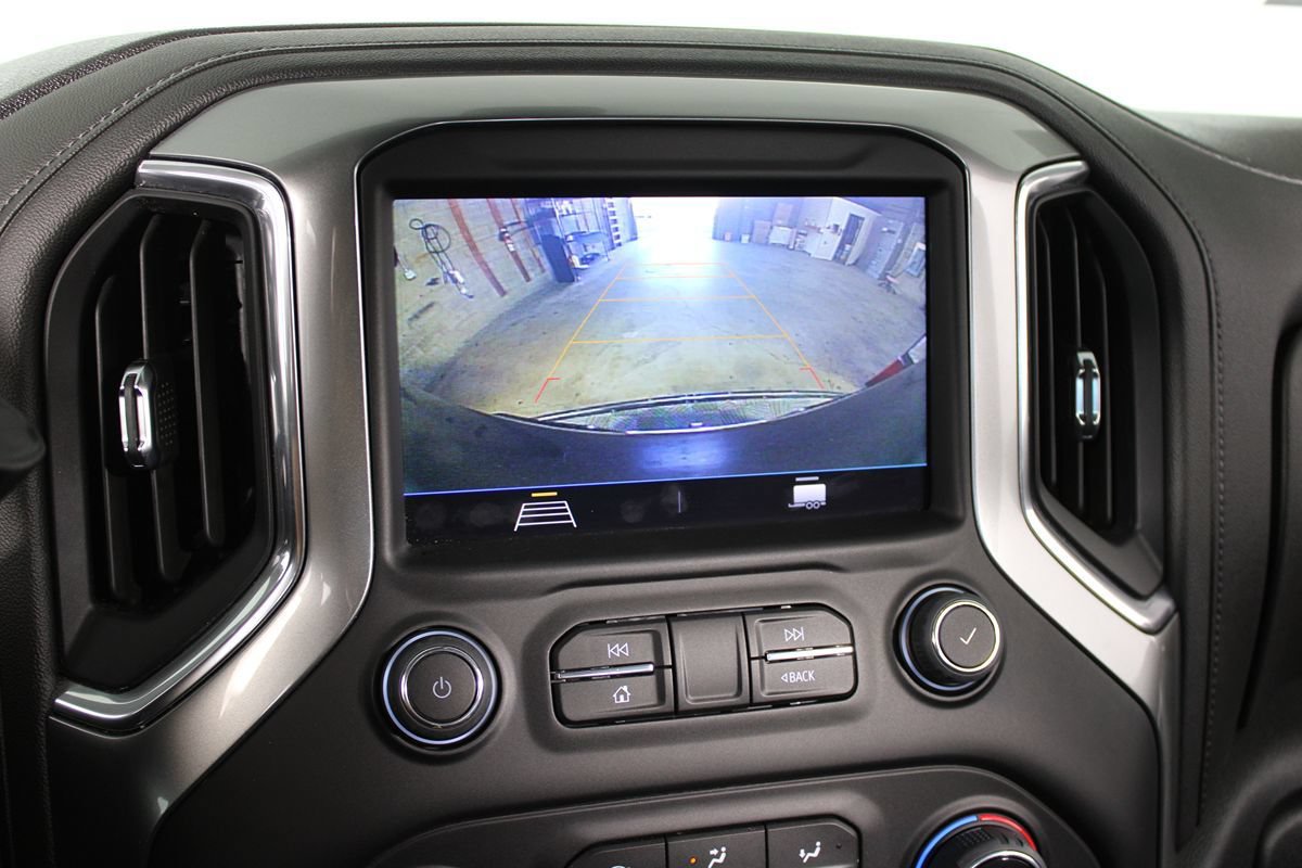 Used 2022 Chevrolet Silverado 1500 LT w/ Bed Protection Package AWD/4WD image 16