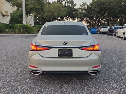 Used 2025 Lexus ES 350 w/ Premium Package FWD image 6